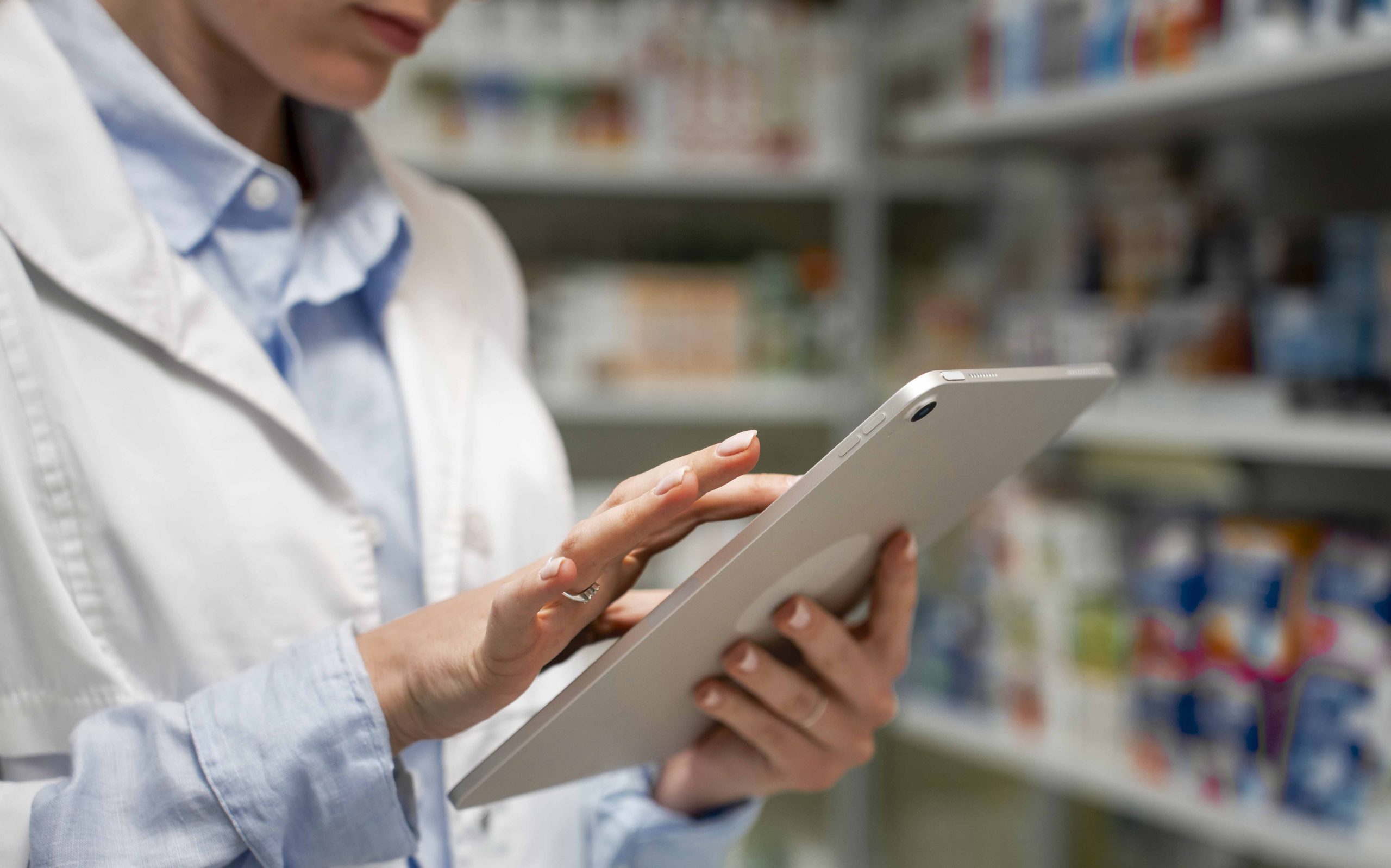 Farmatica ofrece desde workshops hasta postgrados según perfil de profesionales y empresas farma